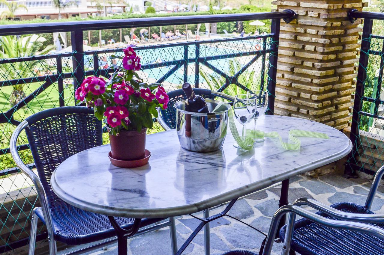 Amaryllis Hotel กาลามากี ห้อง รูปภาพ