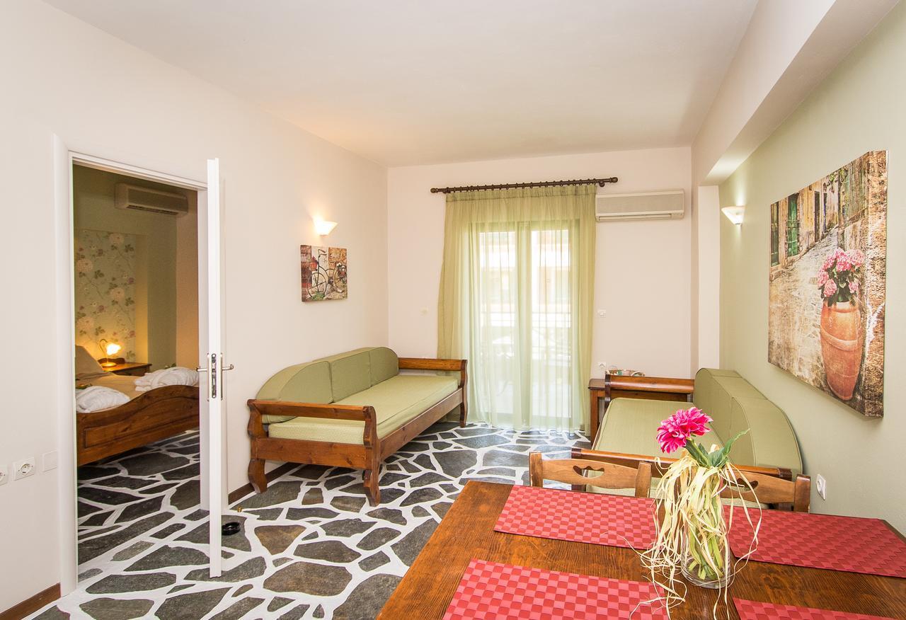 Amaryllis Hotel กาลามากี ภายนอก รูปภาพ